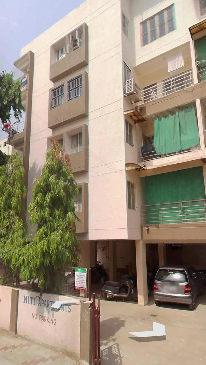 Neeti-Niti-Apparments-Vastrapur